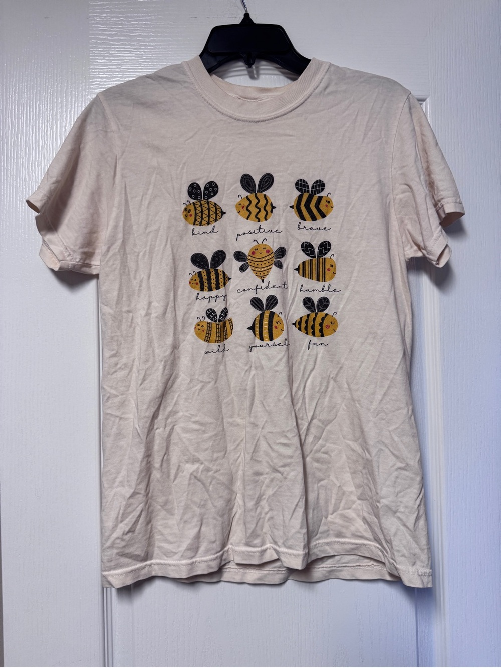 Comfort Colors Cream Short Sleeve Tee with Tag Detail